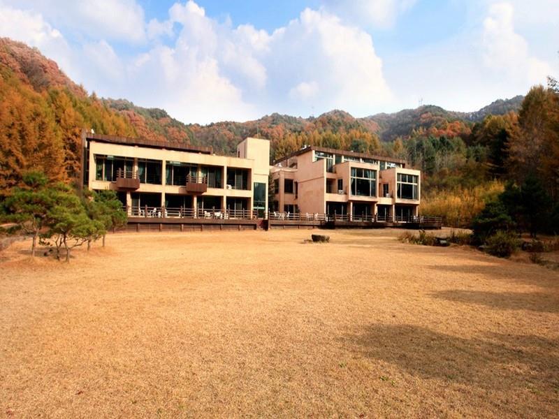 Hugel Heim Pension Пхёнчхан Экстерьер фото