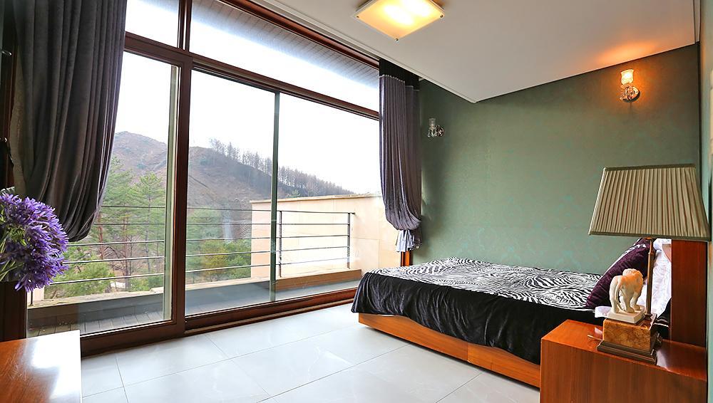 Hugel Heim Pension Пхёнчхан Экстерьер фото