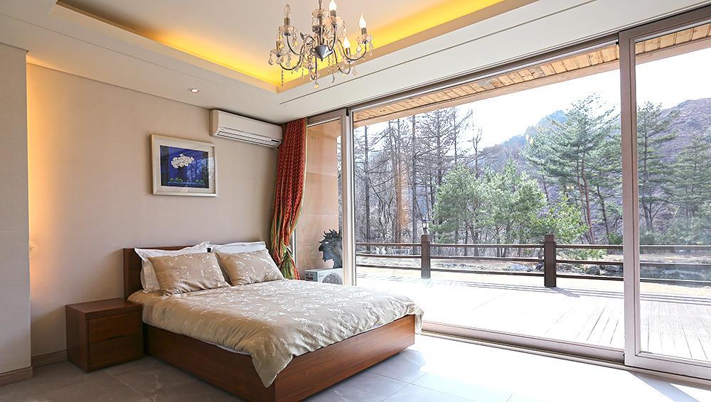 Hugel Heim Pension Пхёнчхан Экстерьер фото